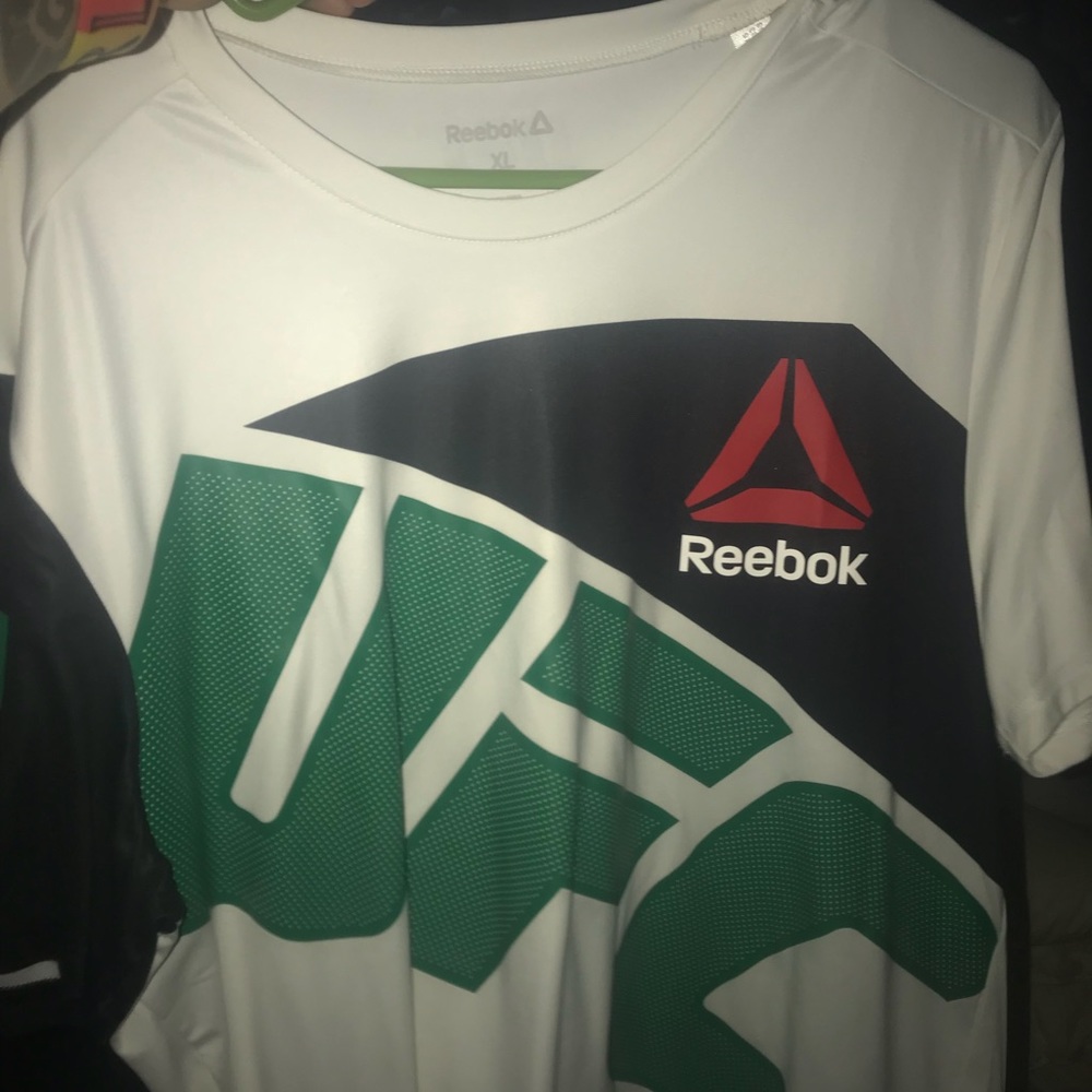 Conor Mcgregor walkout jersey XL like new